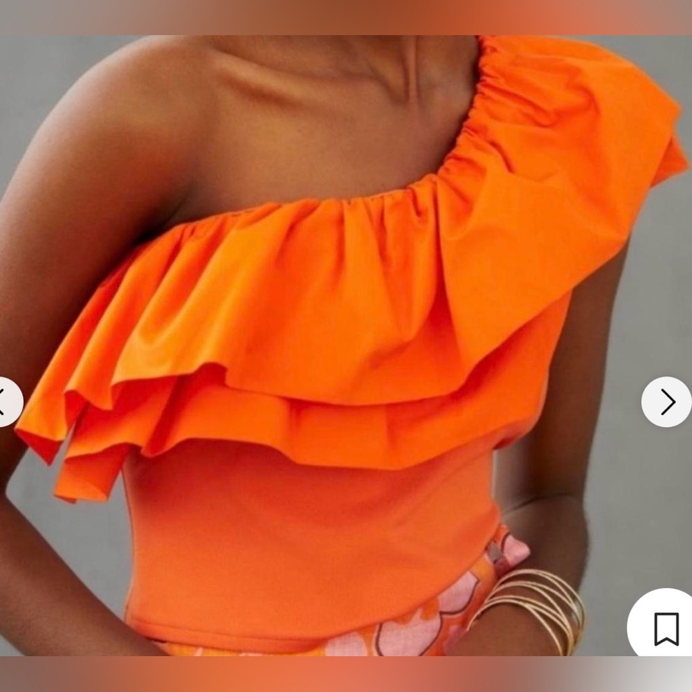 New with tags anthropology top! So vibrant and cute!!